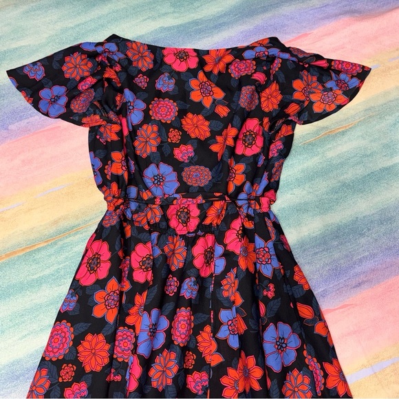 Modcloth Floral Flutter Sleeve Faux Wrap Dress size S - NWT - Picture 5 of 7